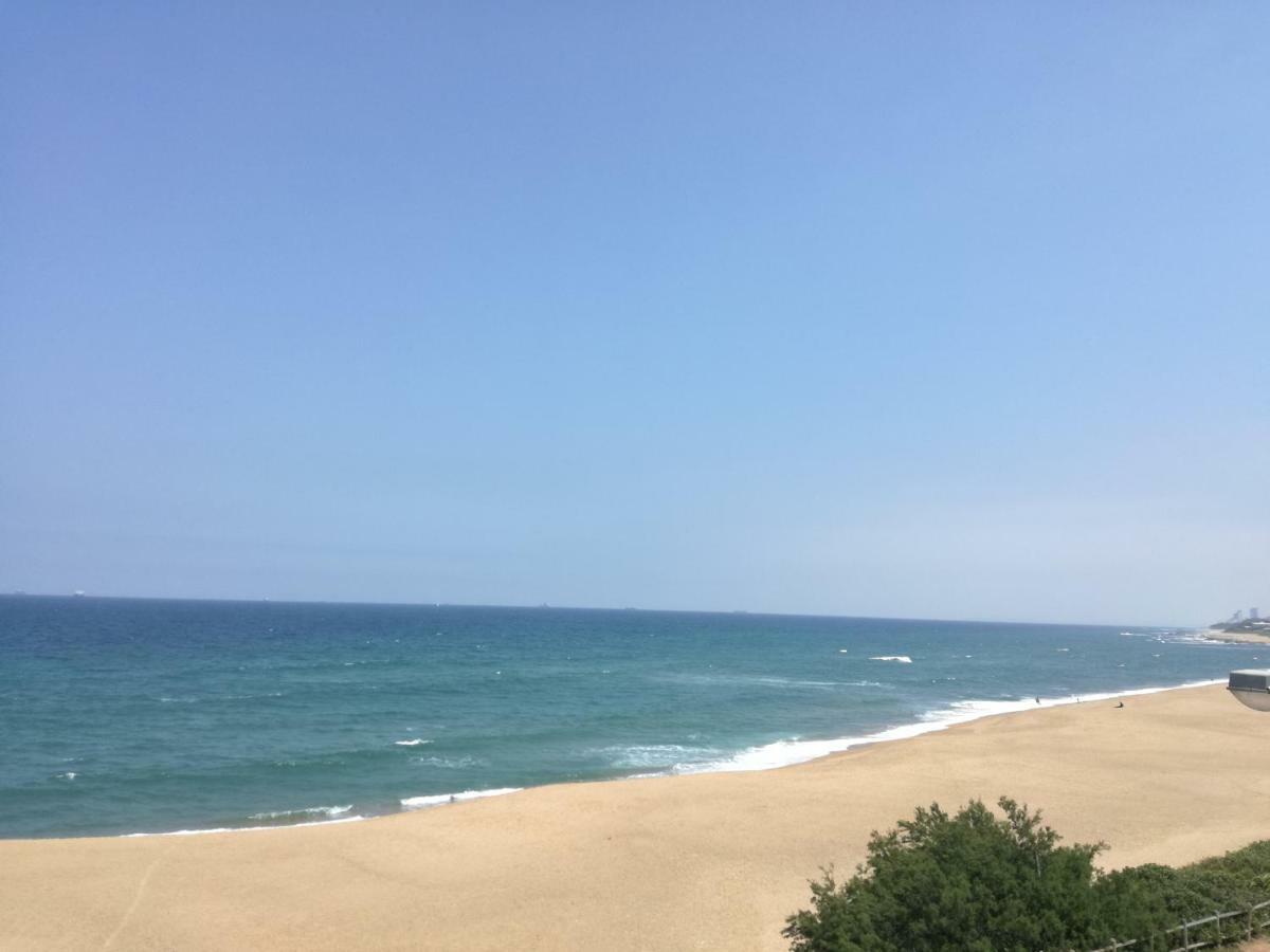 דירות באזור Umdloti, בגודל 83 מר, עם 3 חדרי שינה ו- 2 חדרי רחצה פרטיים מראה חיצוני תמונה